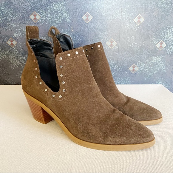 Rebecca Minkoff Boots LANA Ankle Booties Suede Studded Almond Toe - Picture 1 of 10